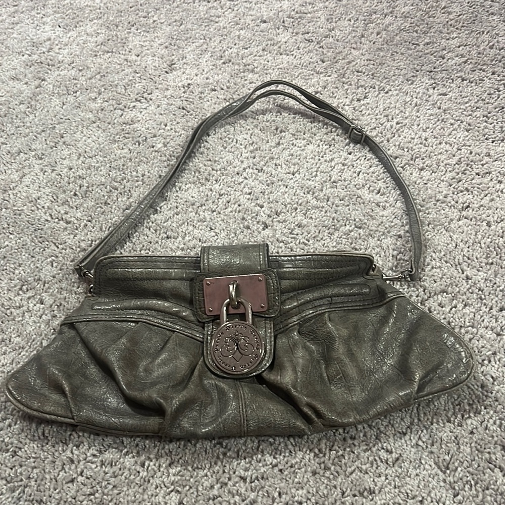 A grayish green Dereon shoulder bag